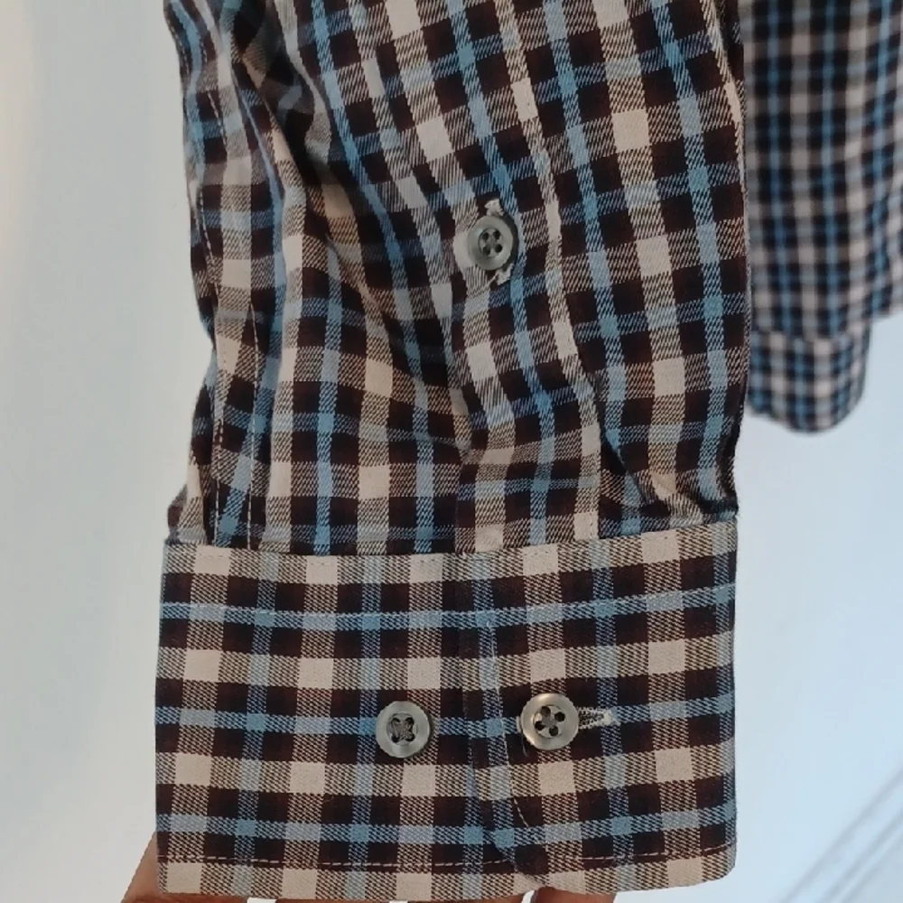 Kirkland Signature Blue and White Casual Button Down Shirt